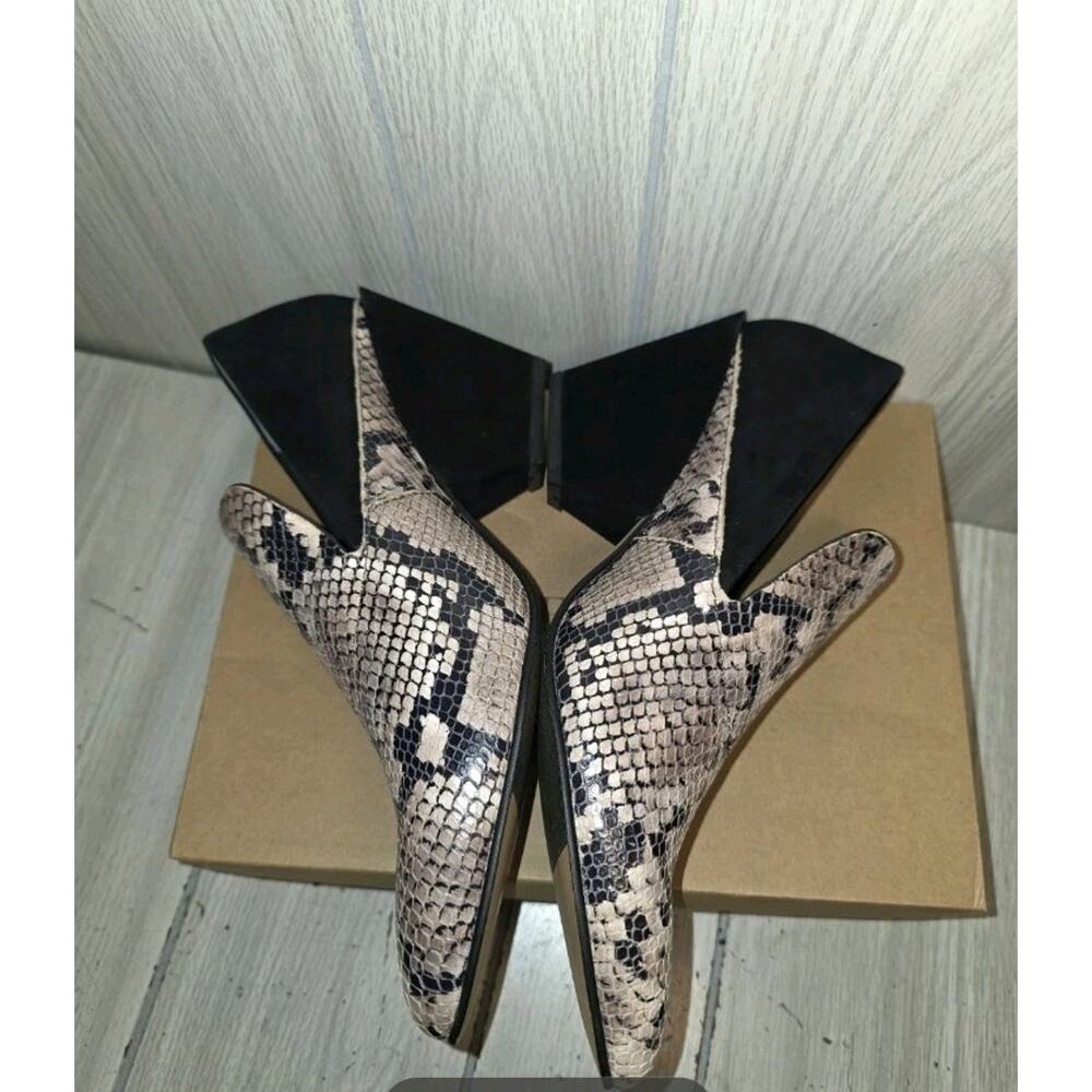 Naked Feet Sagitta Snake Print Heeled Dress Shoes Size 11 Animal Print Office - Picture 2 of 8